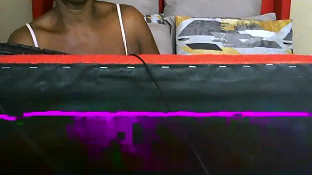 AfroGodesss124 Show Webcam