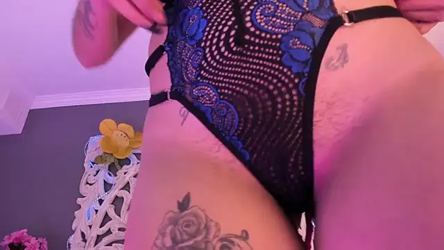 loraineblakeのライブXXXチャット