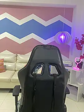 mariana_blondeeのライブXXXチャット