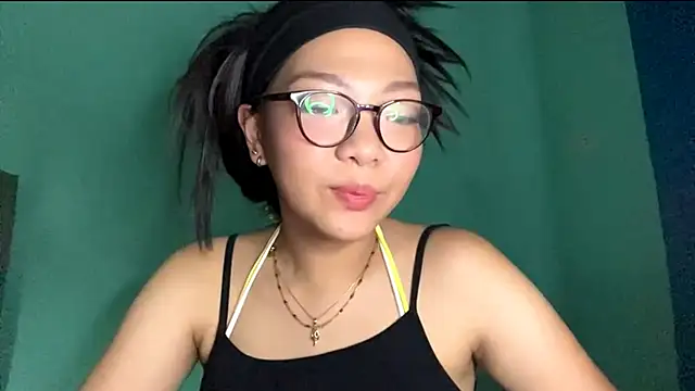 TerisaYellow 在線直播表演