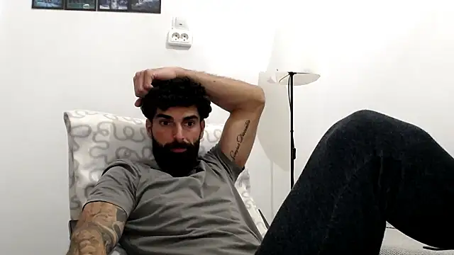 Verycutex webcam show