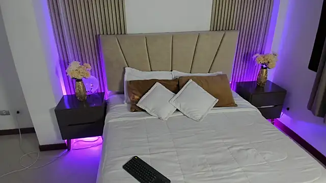 Victoria_Beaumont live XXX chat