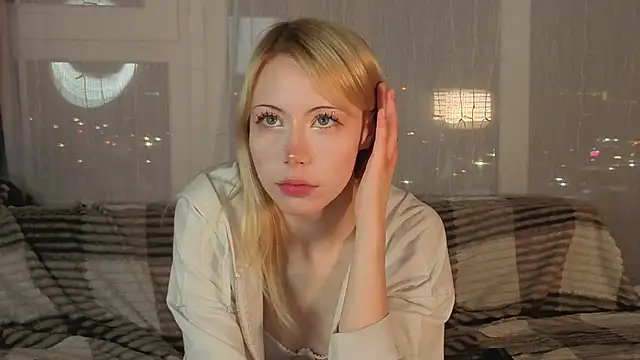 UWU_flower Webcamshow