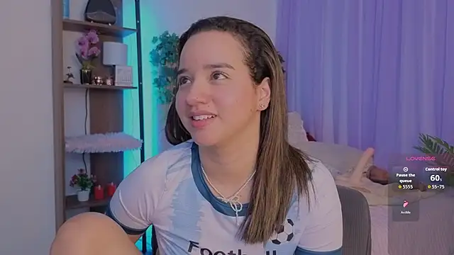 Živý XXX chat emilyrouxe