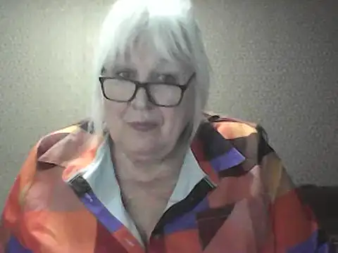 Alexia64231: онлайн-секс-чат