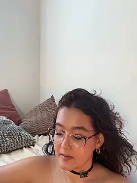 دردشة kittysophie_ الجنسية المباشرة