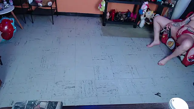 MissMiia2: απευθείας συνομιλία ΧΧΧ