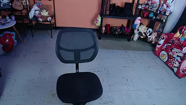 MissMiia2 Live XXX-chat