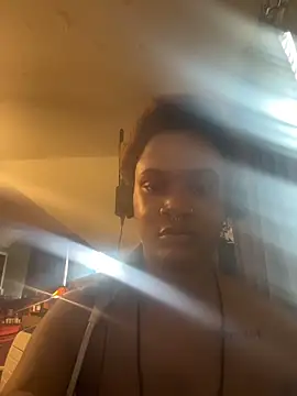 Živý XXX chat nickytheehawtie