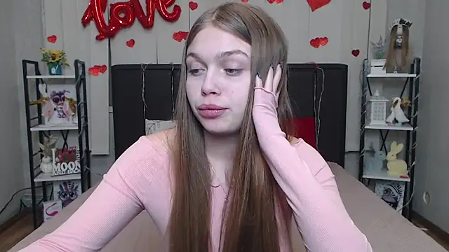 LaraPika élő XXX-chatje