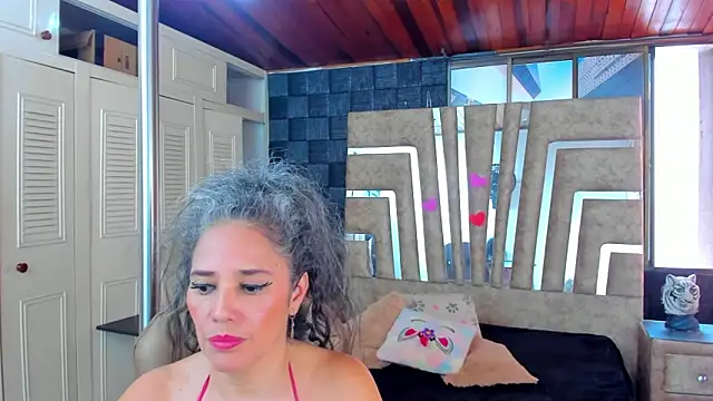 cute_sassy live XXX chat