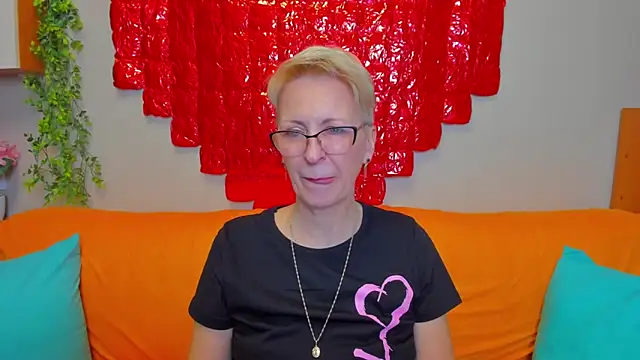 iamyourdream89 – webcam-show