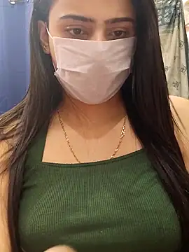 Ivymybae – Kamerová šou