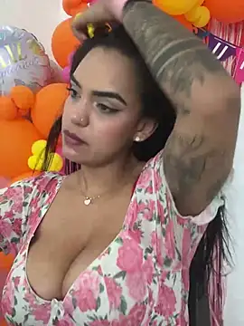 Sara-77 – Live XXX-chat