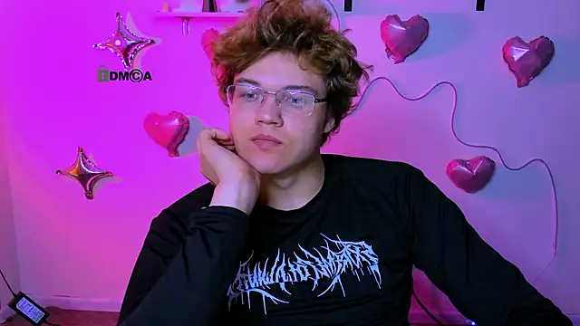 lucas_long_ লাইভ XXX চ্যাট