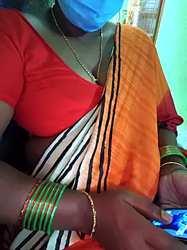 Webkamerová show Tamilselviroja-