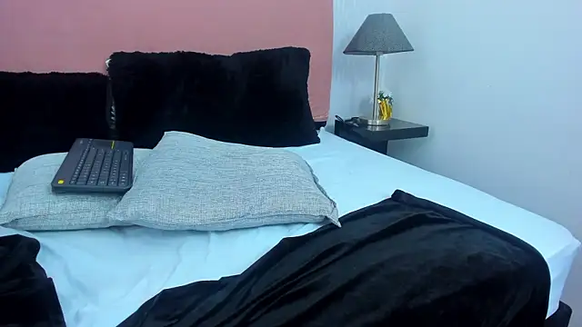 Show de SienaStonee na webcam