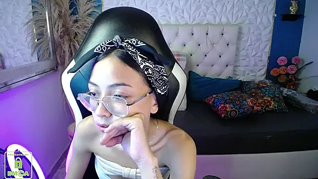 NathaliaSweet_11のライブXXXチャット