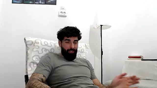 Chat +18 de Verycutex ao vivo