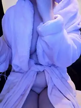 AkuManis: απευθείας συνομιλία ΧΧΧ