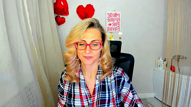 MuseOfStage Chat XXX in diretta