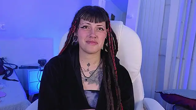 _sharlotte777 Chat XXX in diretta