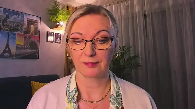 vanessa_chat Adlı Modelin Web Kamerası Şovu