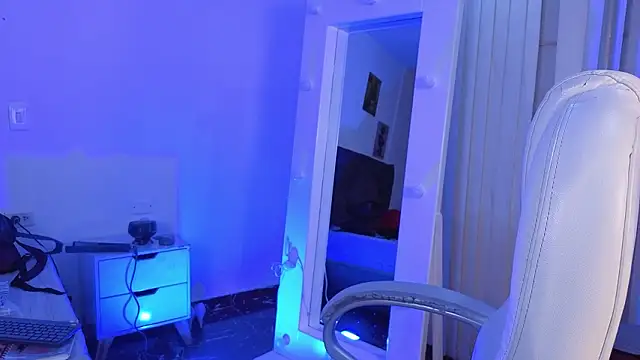 Chatroom XXX en direct de _sharlotte777