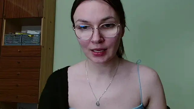 LooveELLYx Chat XXX live