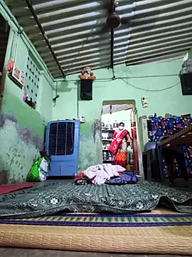 Вебкам-шоу Tamilselviroja-