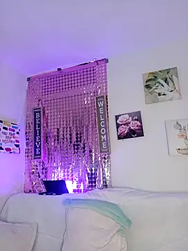 XXX chat uživo modela AdeleNasty