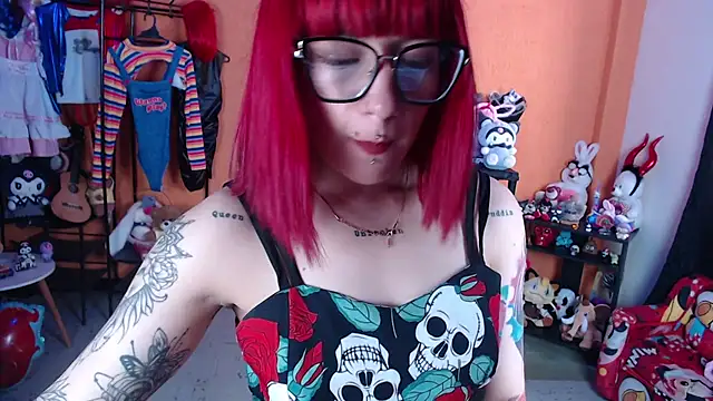 MissMiia2 – Live XXX-chat