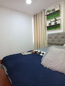 sasi_luna Adlı Modelin Canlı XXX Sohbeti