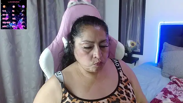 Keyla01_'s Live XXX Chat