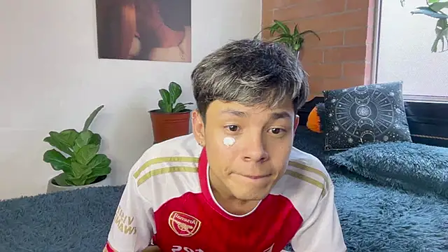 Chatroom XXX en direct de Andy_Belier23