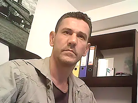 mastercharisma35 – Kamerová šou