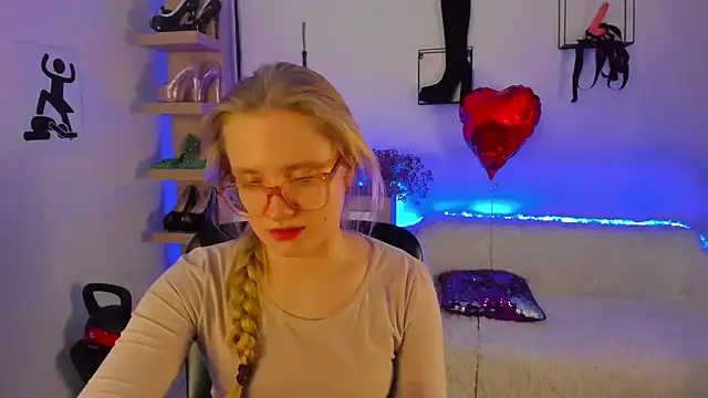 NancyHottieのライブXXXチャット