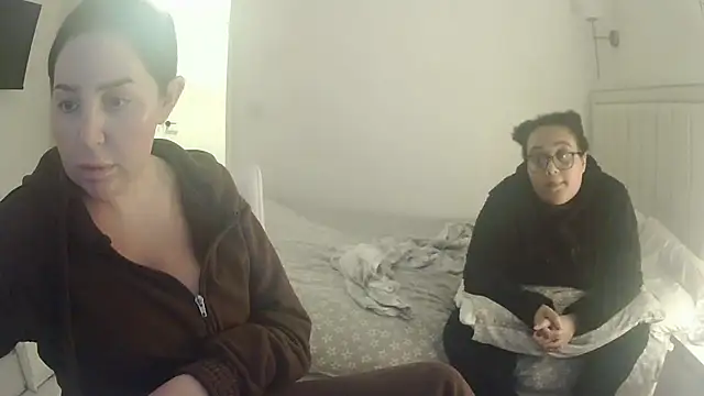 vanilla_chocolate23 Show Webcam