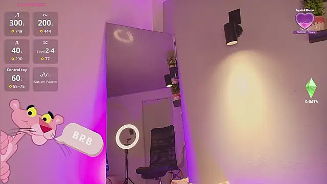 MelifluaaのライブXXXチャット