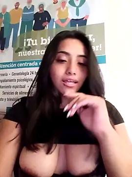 ANDREA-10_のライブXXXチャット