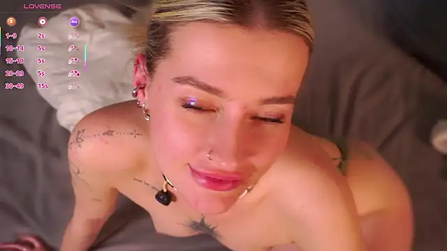 buvei élő XXX-chatje