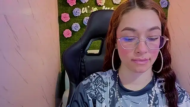 دردشة Kimberly23_a الجنسية المباشرة