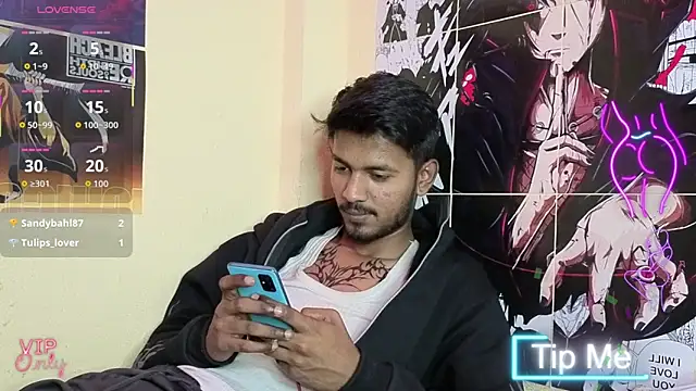 just_fucks' Live XXX Chat