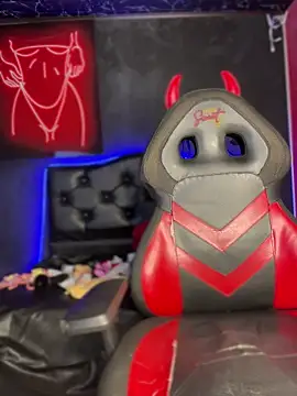 Chatroom XXX en direct de Thyana_LS