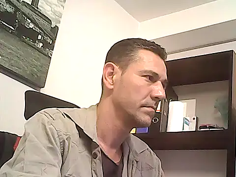 mastercharisma35 Adlı Modelin Web Kamerası Şovu