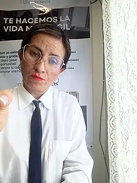 Valentina--1 élő XXX-chatje