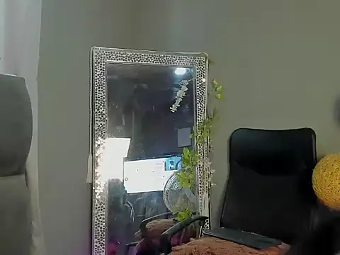 dylaans19: απευθείας συνομιλία ΧΧΧ