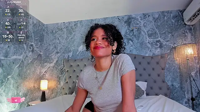 Aprillbrunette – Naživo XXX chat