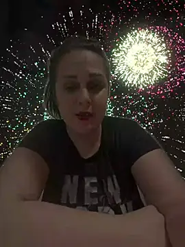 QueenMaryXO's Live XXX Chat