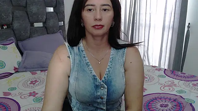 sara_hott_1 Chat XXX live